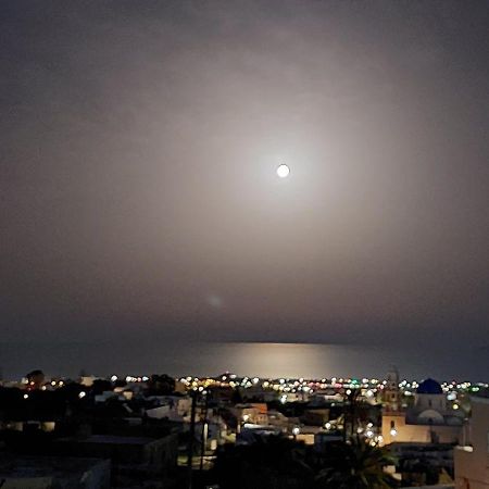 Seaview Apartment Fira  Bagian luar foto