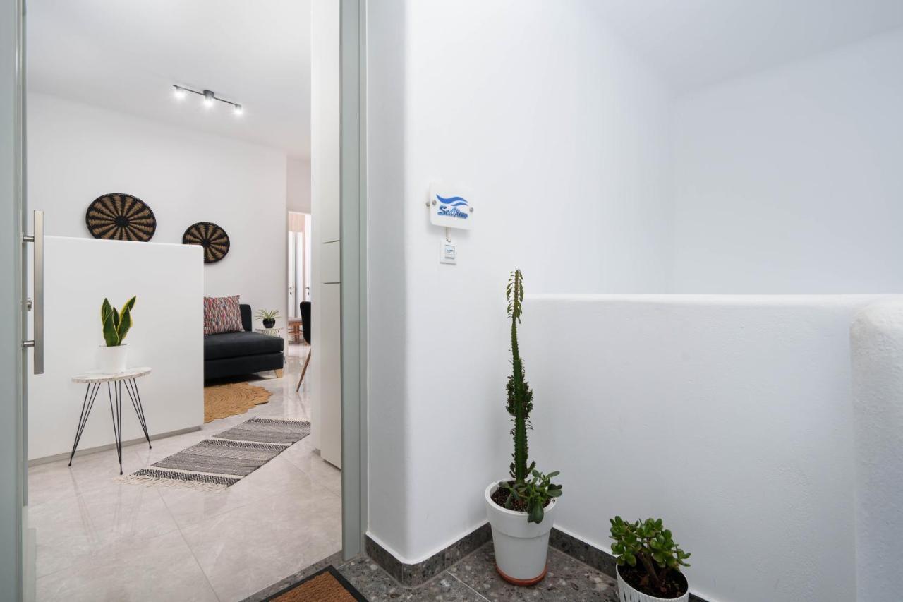 Seaview Apartment Fira  Bagian luar foto